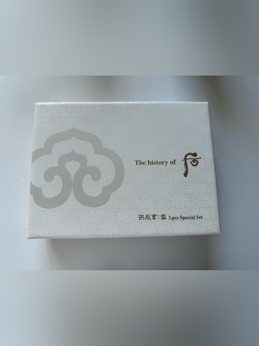 The history of Whoo Gonglinhyang: Seol 2pcs Special Set & Scarf
